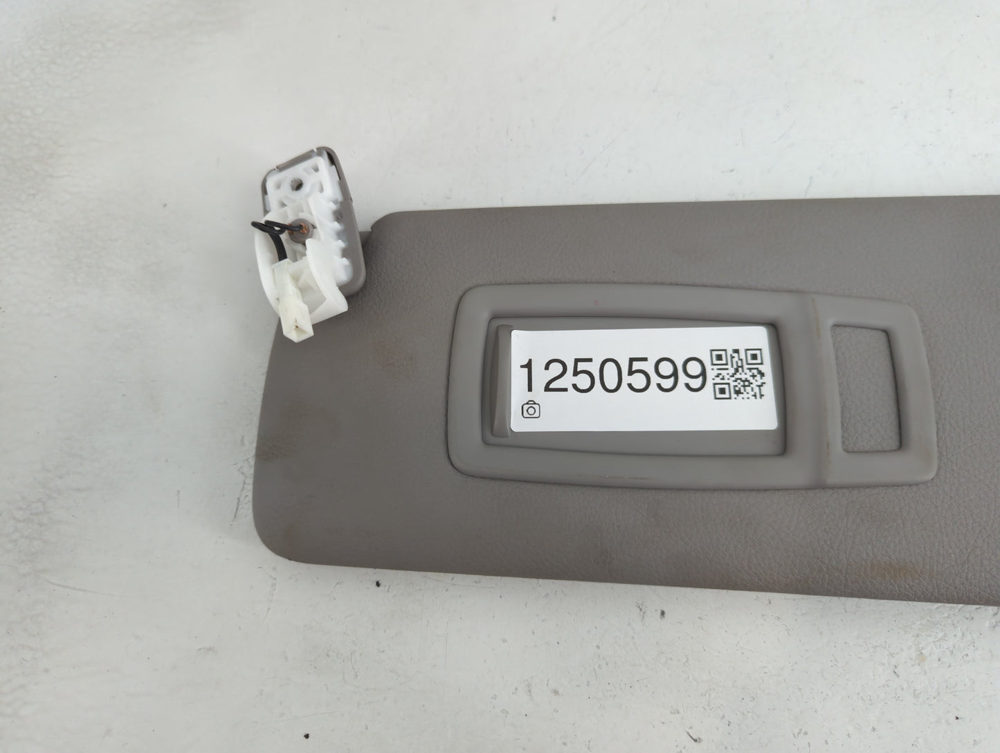 2012-2018 Bmw 320i Sun Visor Shade Replacement Driver Left Mirror Fits Fits 2012 2013 2014 2015 2016 2017 2018 2019 2020 OEM