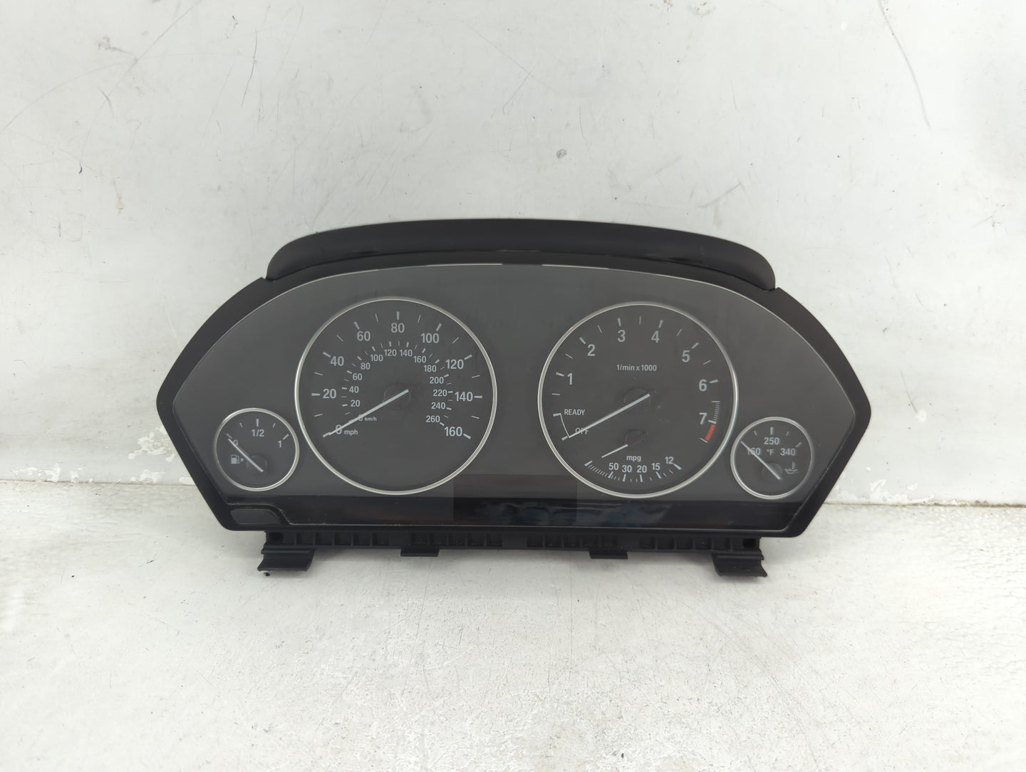 2015-2016 Bmw 320i Instrument Cluster Speedometer Gauges P/N:9232894 9365885-01 Miles:69K Fits OEM Used Auto Parts - Oemused
