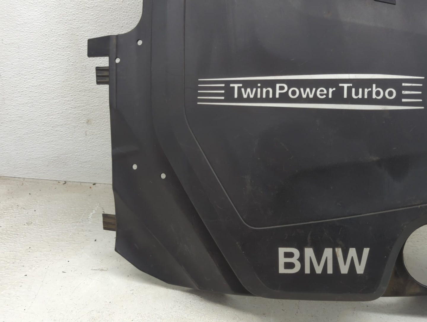 2015 Bmw 320i Engine Cover 1453234 - Oemusedautoparts1.com