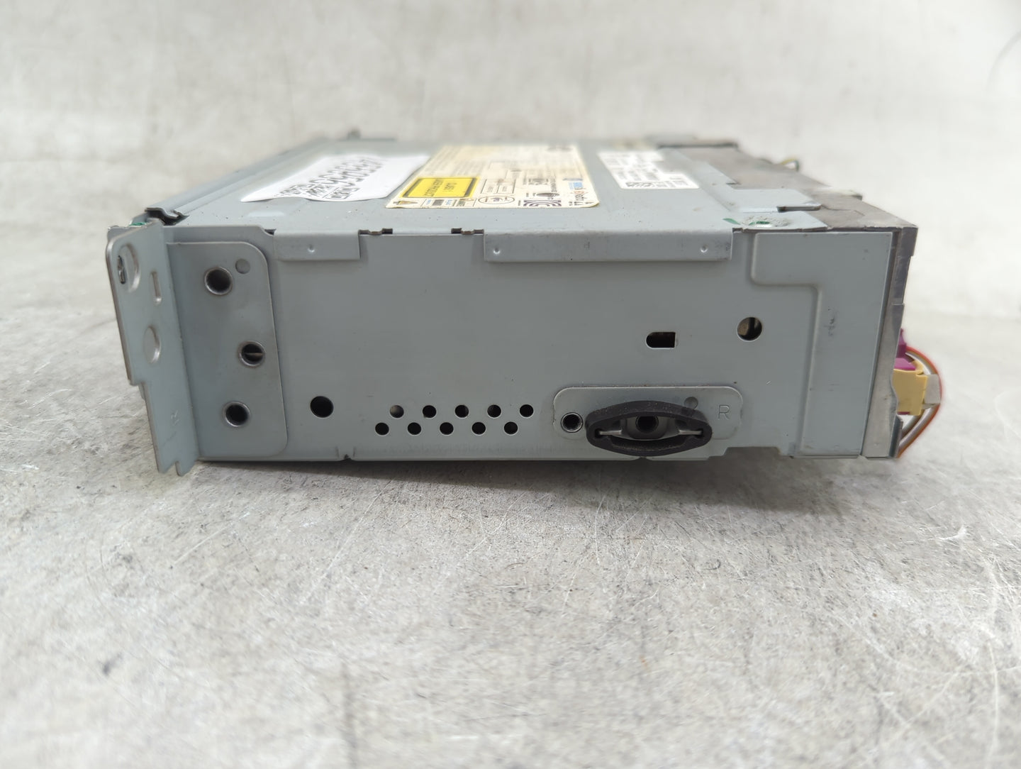 2014-2015 Bmw 320i Radio AM FM Cd Player Receiver Replacement Fits Fits 2014 2015 2016 OEM Used Auto Parts - Oemusedautopart
