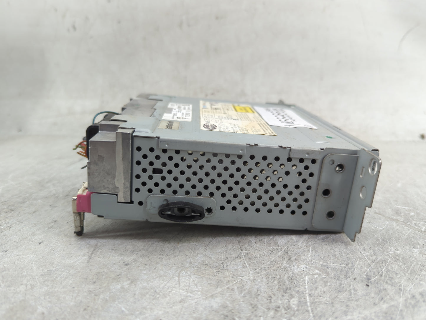 2014-2015 Bmw 320i Radio AM FM Cd Player Receiver Replacement Fits Fits 2014 2015 2016 OEM Used Auto Parts - Oemusedautopart