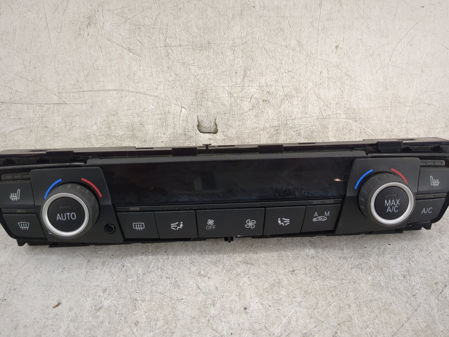 2014-2015 Bmw 320i Climate Control Module Temperature AC/Heater Replacement Fits Fits 2014 2015 OEM Used Auto Parts - Oemuse