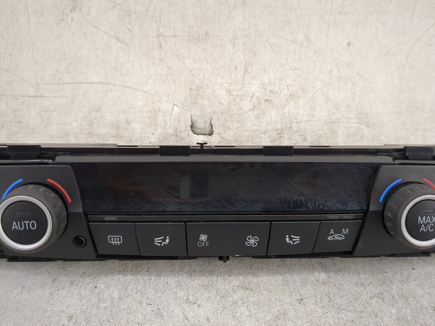 2014-2015 Bmw 320i Climate Control Module Temperature AC/Heater Replacement Fits Fits 2014 2015 OEM Used Auto Parts - Oemuse
