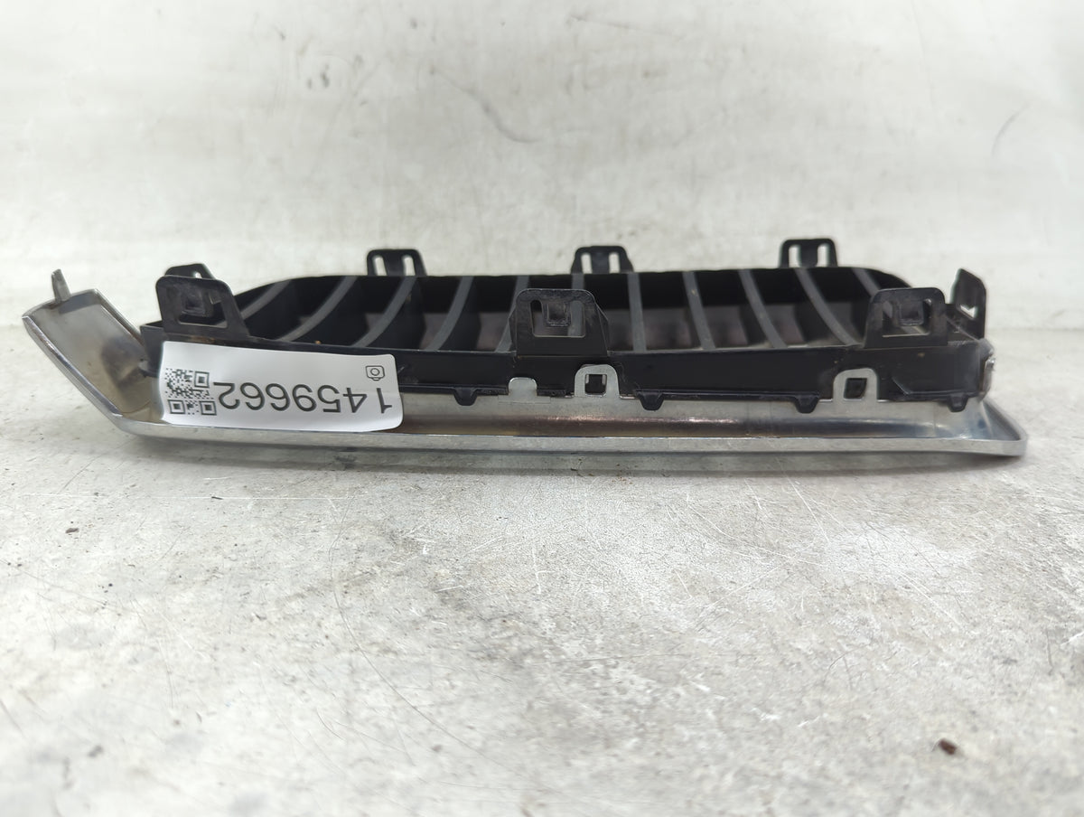 2012-2018 Bmw 320i Front Grille Bumper Not Included 1459662 - Oemusedautoparts1.com