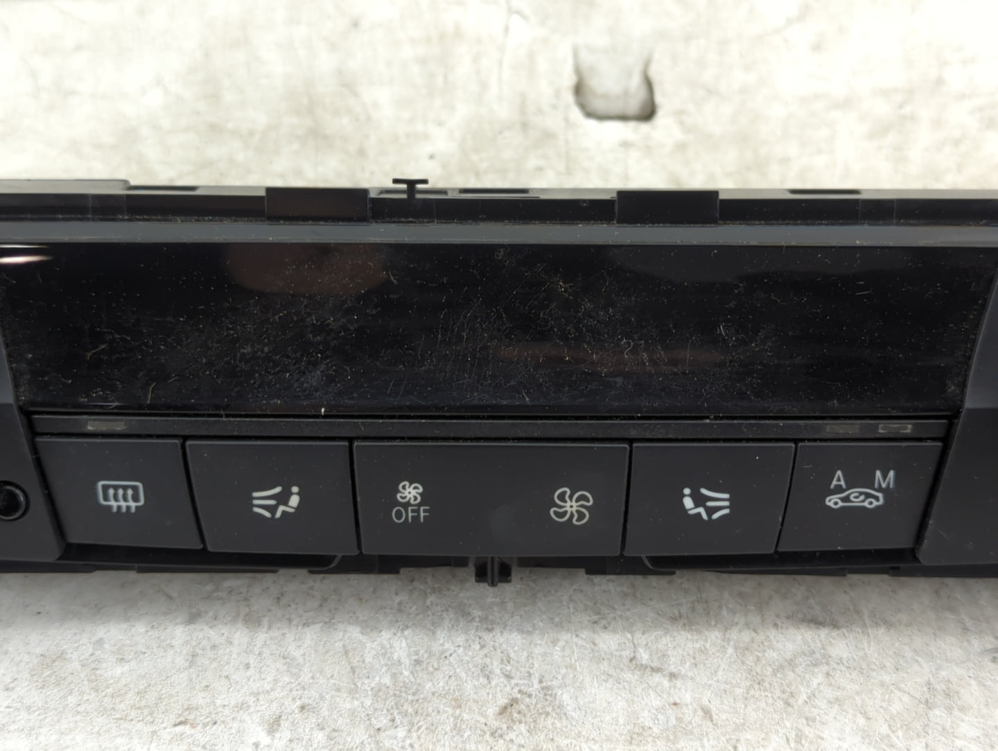 2014-2015 Bmw 320i Climate Control Module Temperature AC/Heater Replacement P/N:9354145-01 Fits Fits 2014 2015 OEM Used Auto