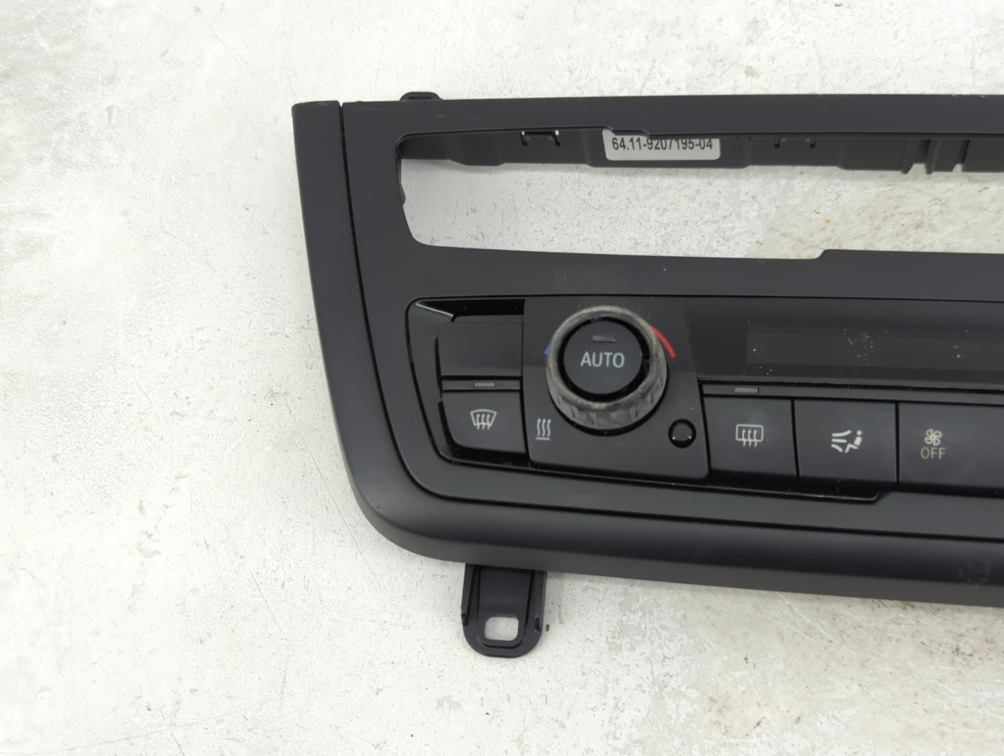 2012-2015 Bmw 320i Climate Control Module Temperature AC/Heater Replacement P/N:9354143-01 Fits Fits 2012 2013 2014 2015 OEM