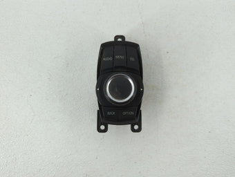 compare product 2015 Bmw 320i Information Radio Display Screen Black