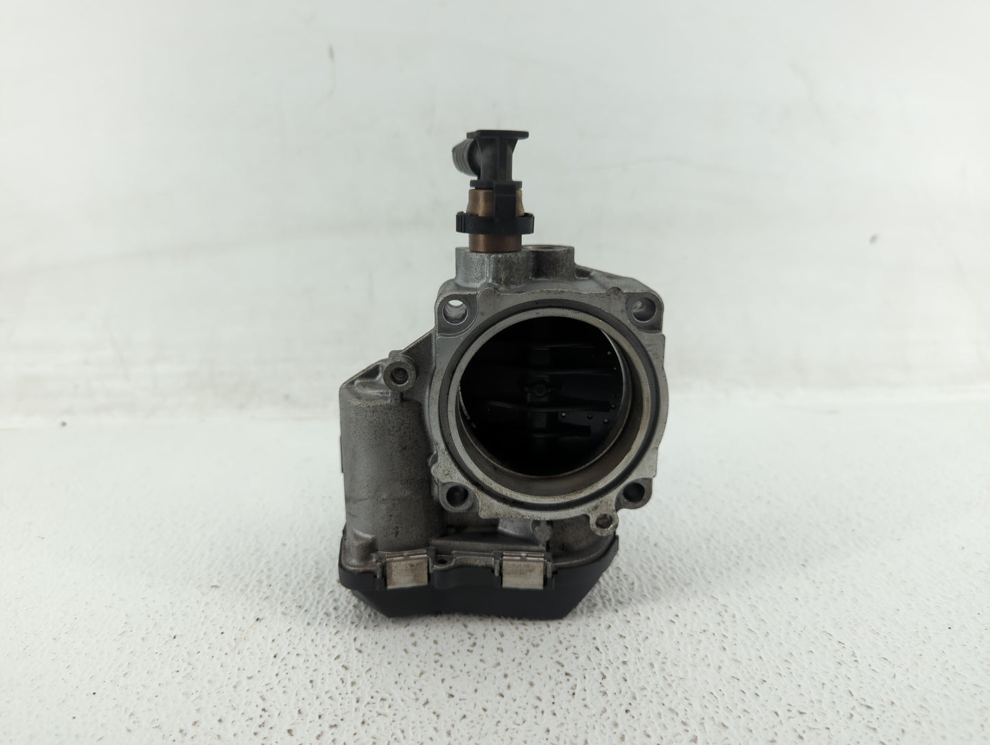 2012-2018 Bmw 320i Throttle Body P/N:1354 7588625-04 1354 7588625-03 Fits Fits 2012 2013 2014 2015 2016 2017 2018 OEM Used A