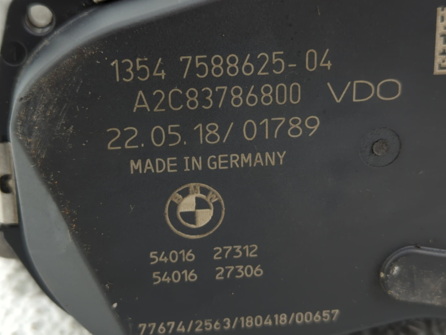 2012-2018 Bmw 320i Throttle Body P/N:1354 7588625-04 1354 7588625-03, 1354 7588625 Fits Fits 2012 2013 2014 2015 2016 2017 2