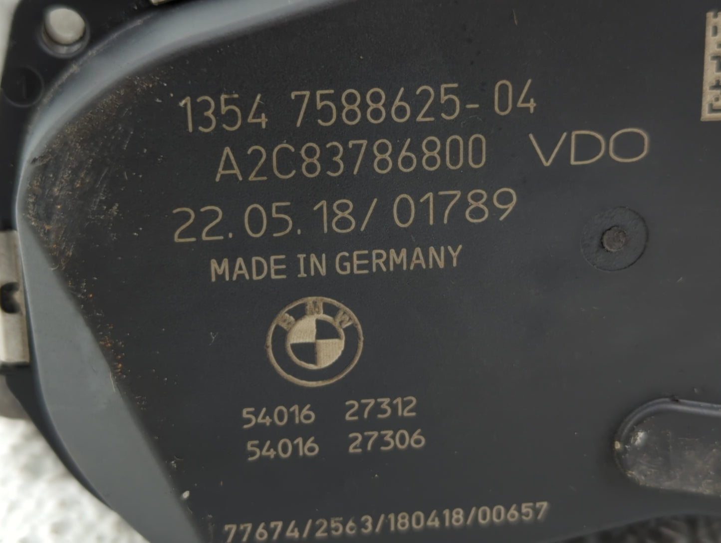 2012-2018 Bmw 320i Throttle Body P/N:1354 7588625-04 1354 7588625-03, 1354 7588625 Fits Fits 2012 2013 2014 2015 2016 2017 2