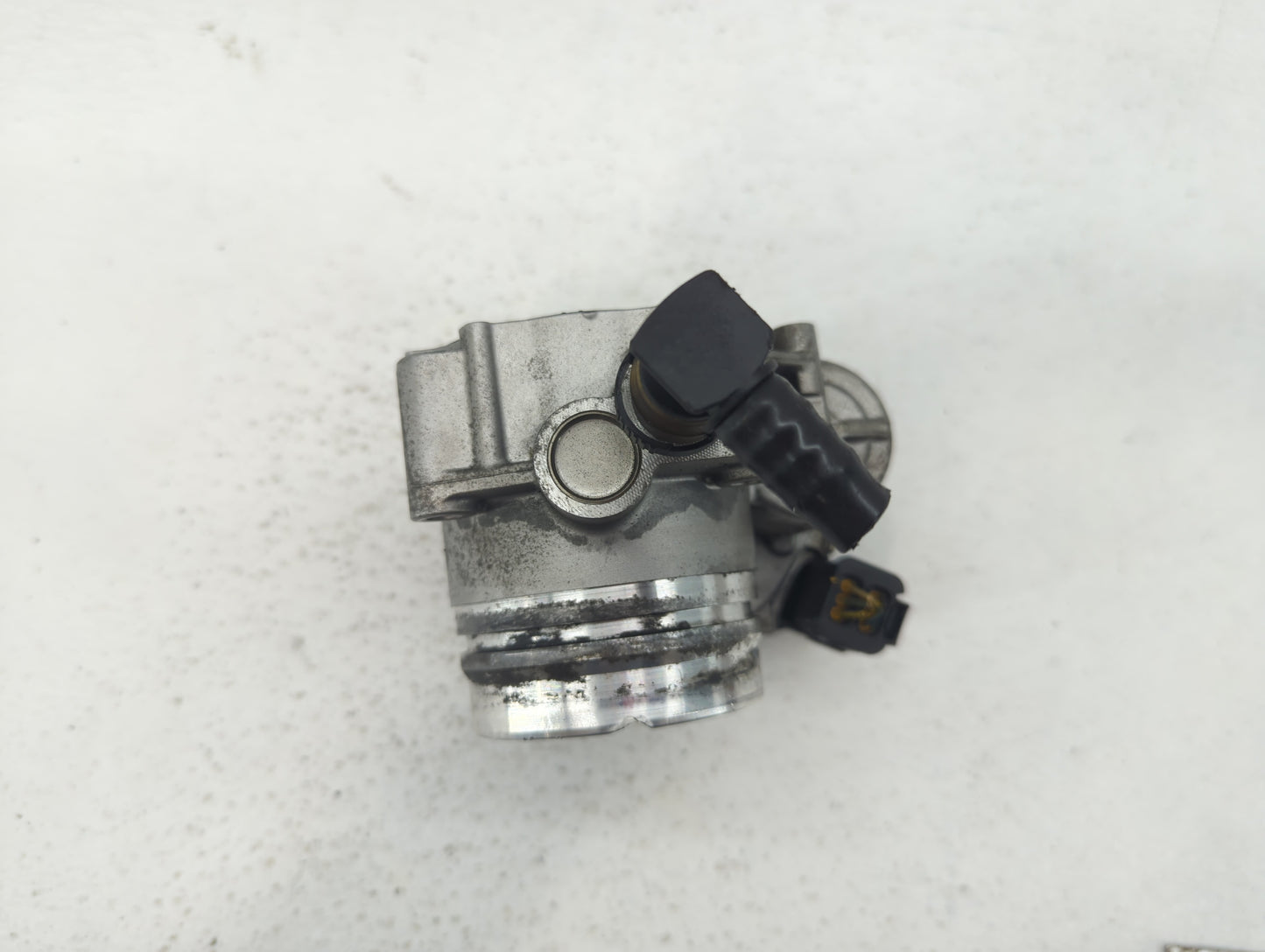 2012-2018 Bmw 320i Throttle Body P/N:1354 7588625-04 1354 7588625-03 Fits Fits 2012 2013 2014 2015 2016 2017 2018 OEM Used A