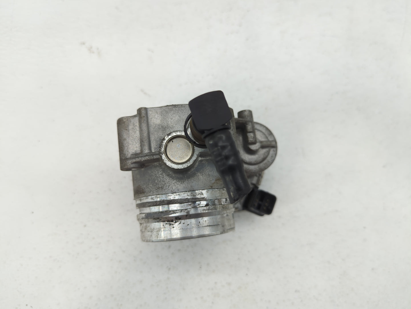 2012-2018 Bmw 320i Throttle Body P/N:1354 7588625-04 1354 7588625-03 Fits Fits 2012 2013 2014 2015 2016 2017 2018 OEM Used A