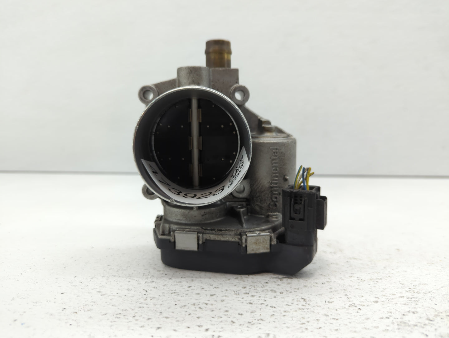 2012-2018 Bmw 320i Throttle Body P/N:1354 7588625-04 1354 7588625-03 Fits Fits 2012 2013 2014 2015 2016 2017 2018 OEM Used A