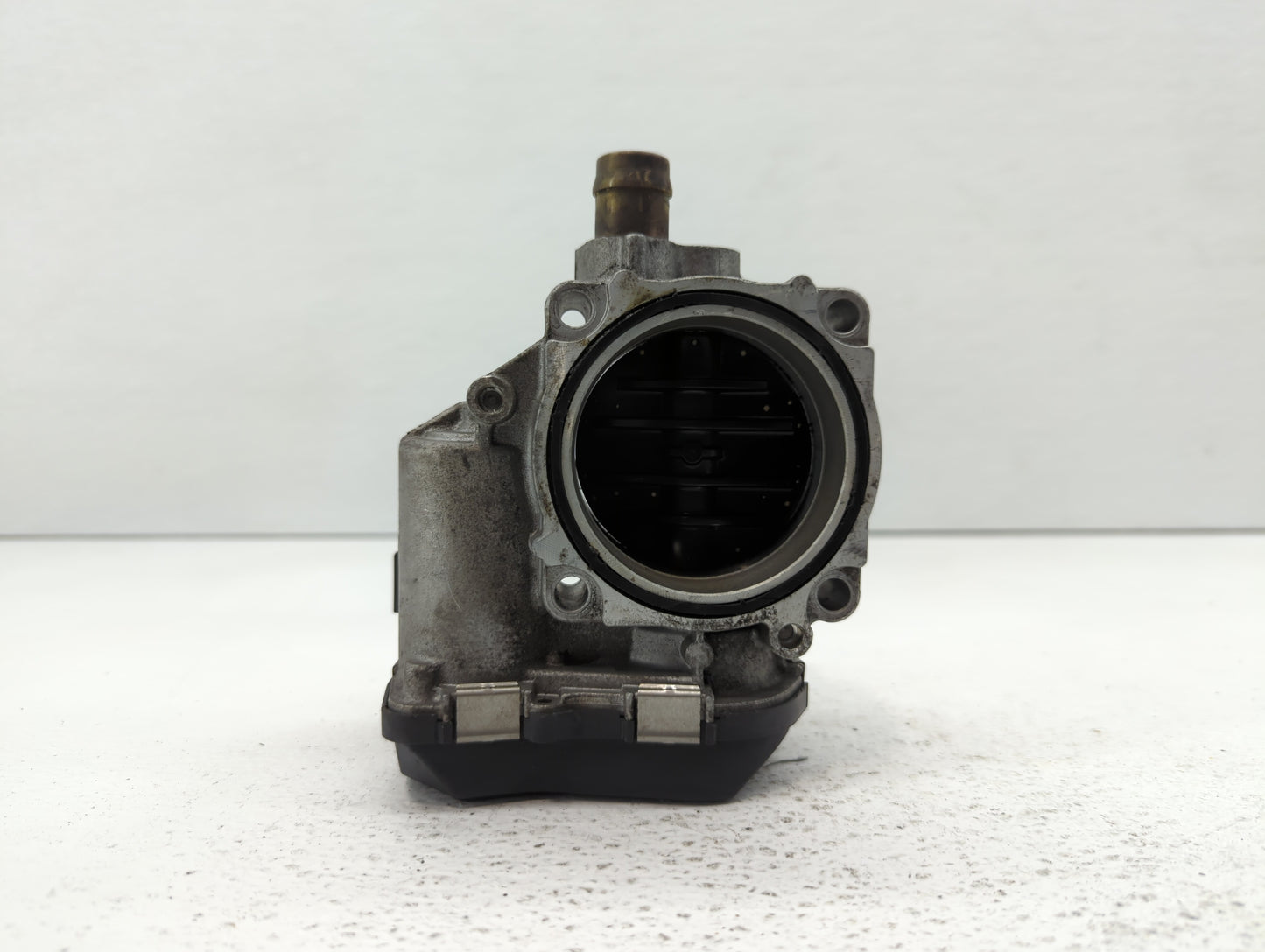 2012-2018 Bmw 320i Throttle Body P/N:1354 7588625-04 1354 7588625-03 Fits Fits 2012 2013 2014 2015 2016 2017 2018 OEM Used A