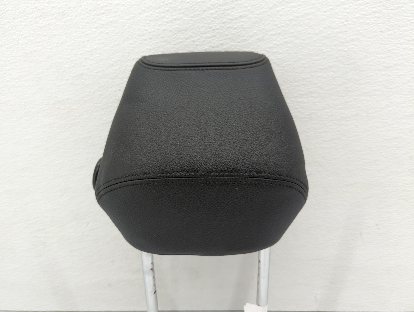 2012-2018 Bmw 320i Headrest Head Rest Front Driver Passenger Seat Black - Oemusedautoparts1.com
