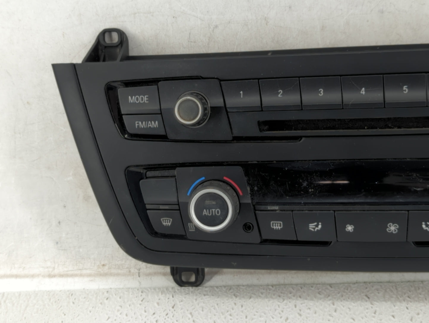 2012-2016 Bmw 320i Radio Control Panel - Oemusedautoparts1.com