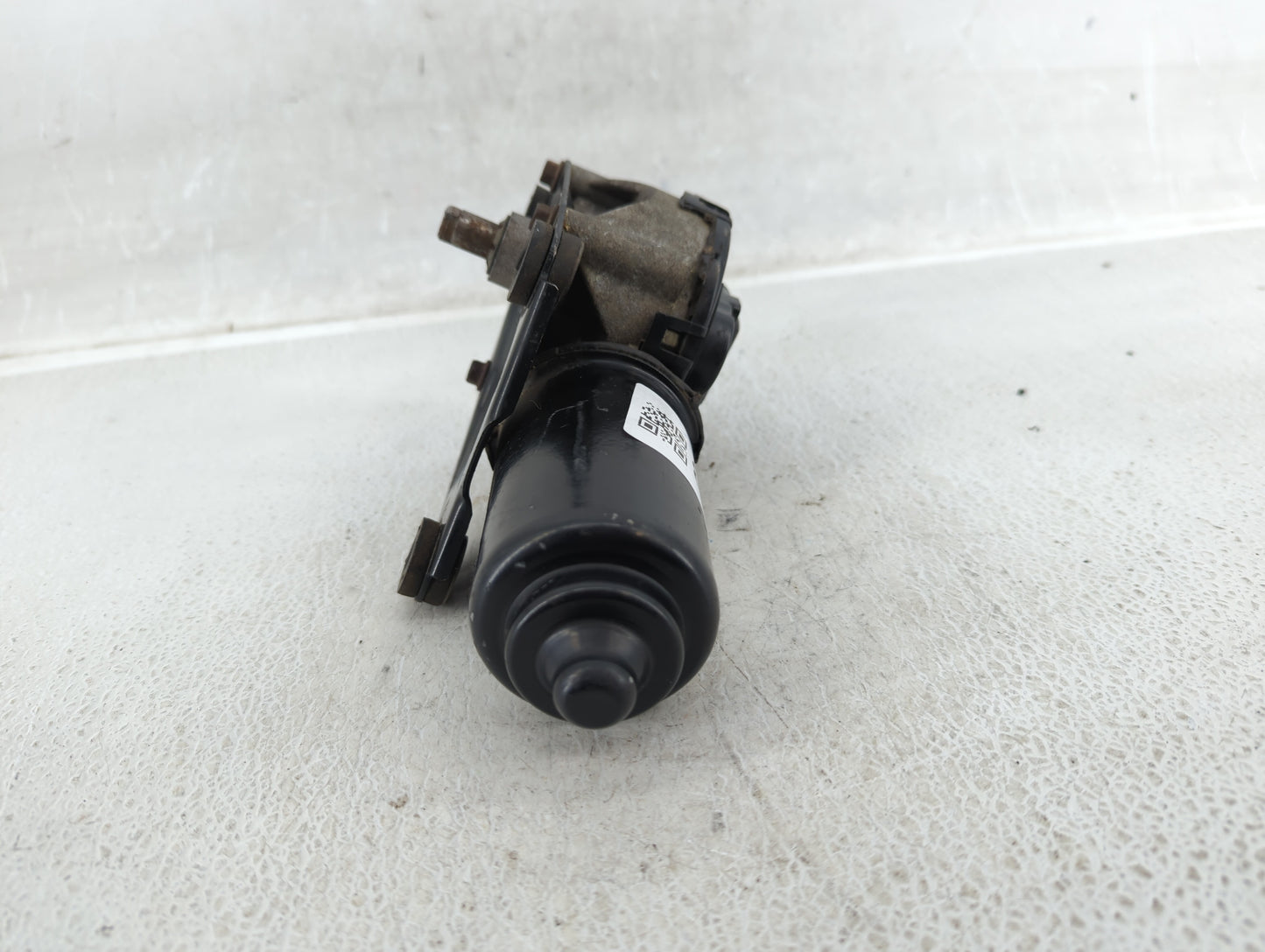 2015 Bmw 320i Front Windshield Wiper Motor Fits OEM Used Auto Parts - Oemusedautoparts1.com