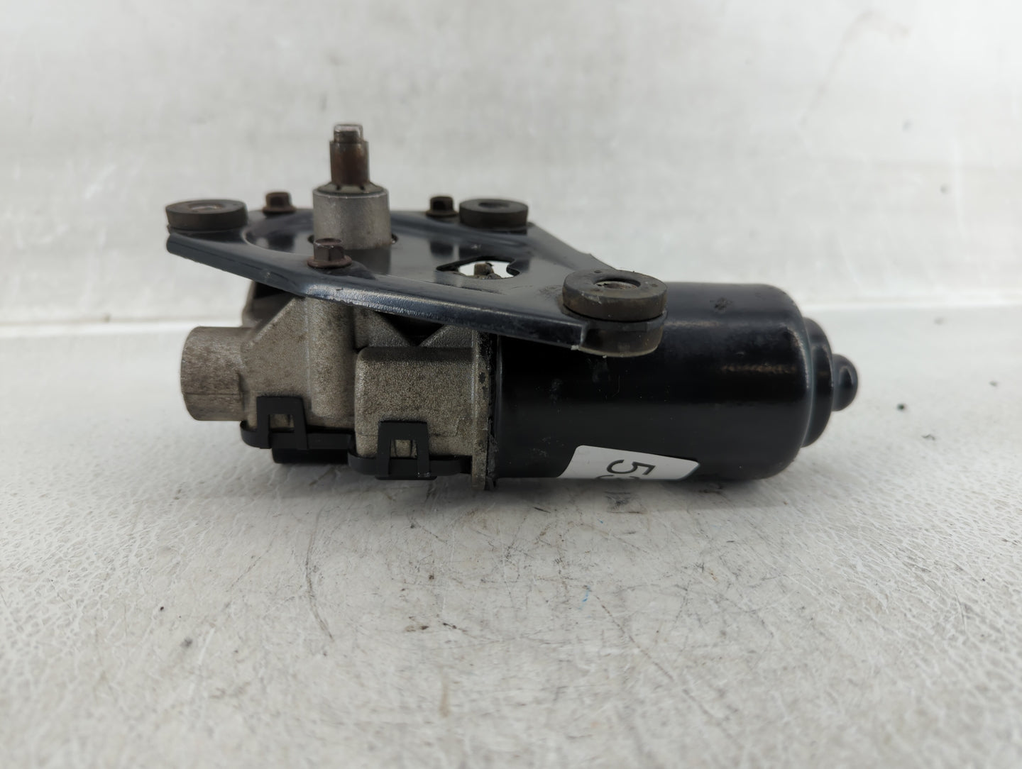2015 Bmw 320i Front Windshield Wiper Motor Fits OEM Used Auto Parts - Oemusedautoparts1.com