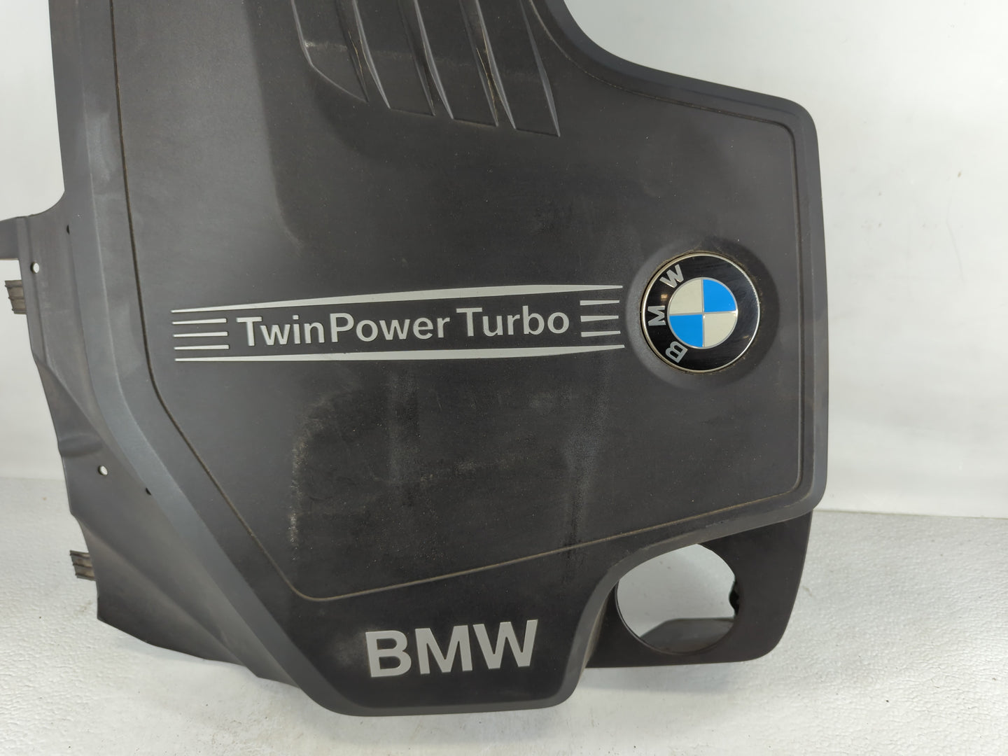 2015 Bmw 320i Engine Cover - Oemusedautoparts1.com