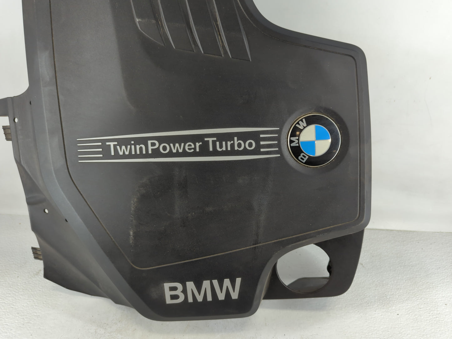 2015 Bmw 320i Engine Cover - Oemusedautoparts1.com