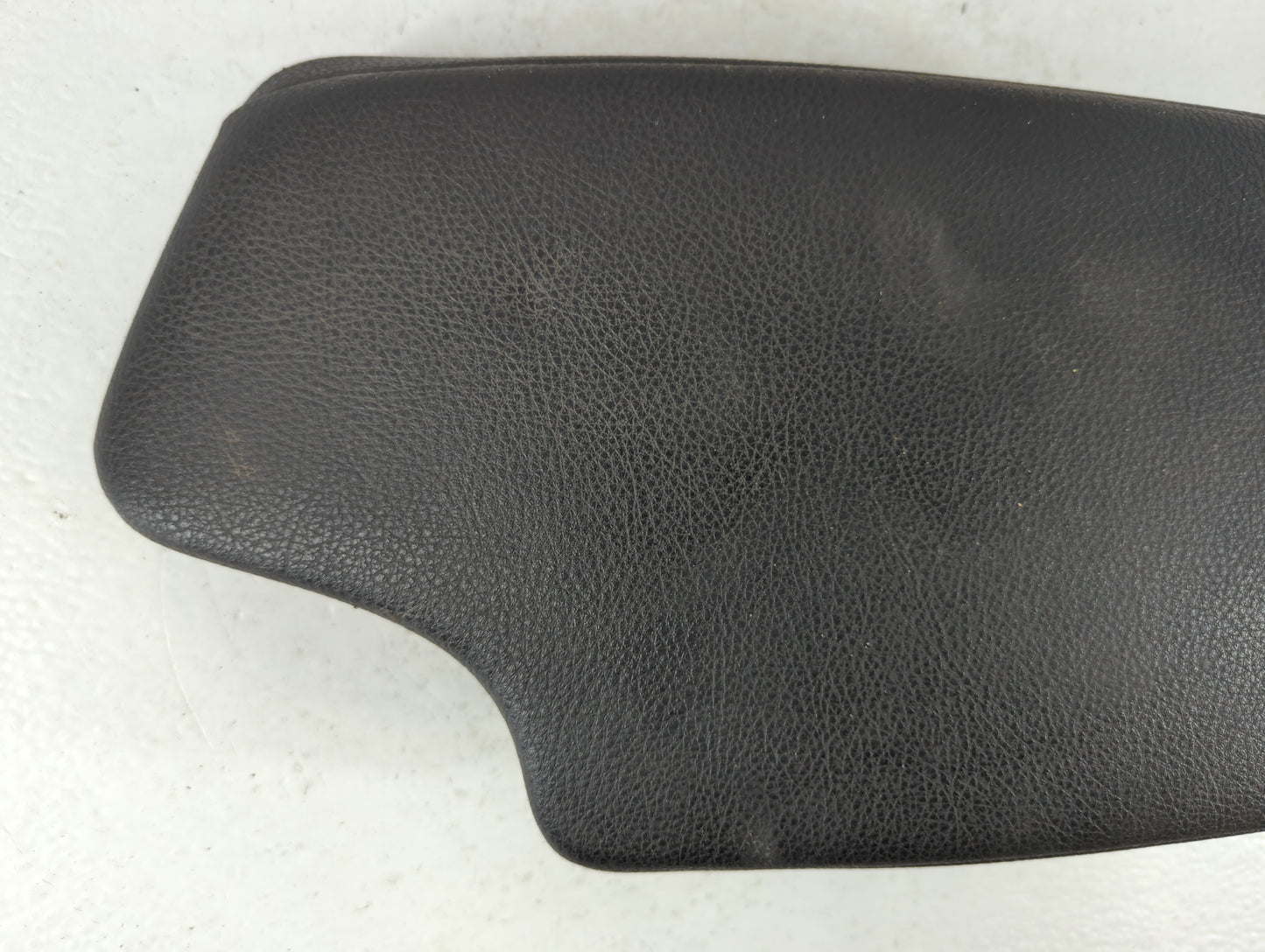 2015 Bmw 320i Center Console Armrest Cover Lid Fits OEM Used Auto Parts - Oemusedautoparts1.com