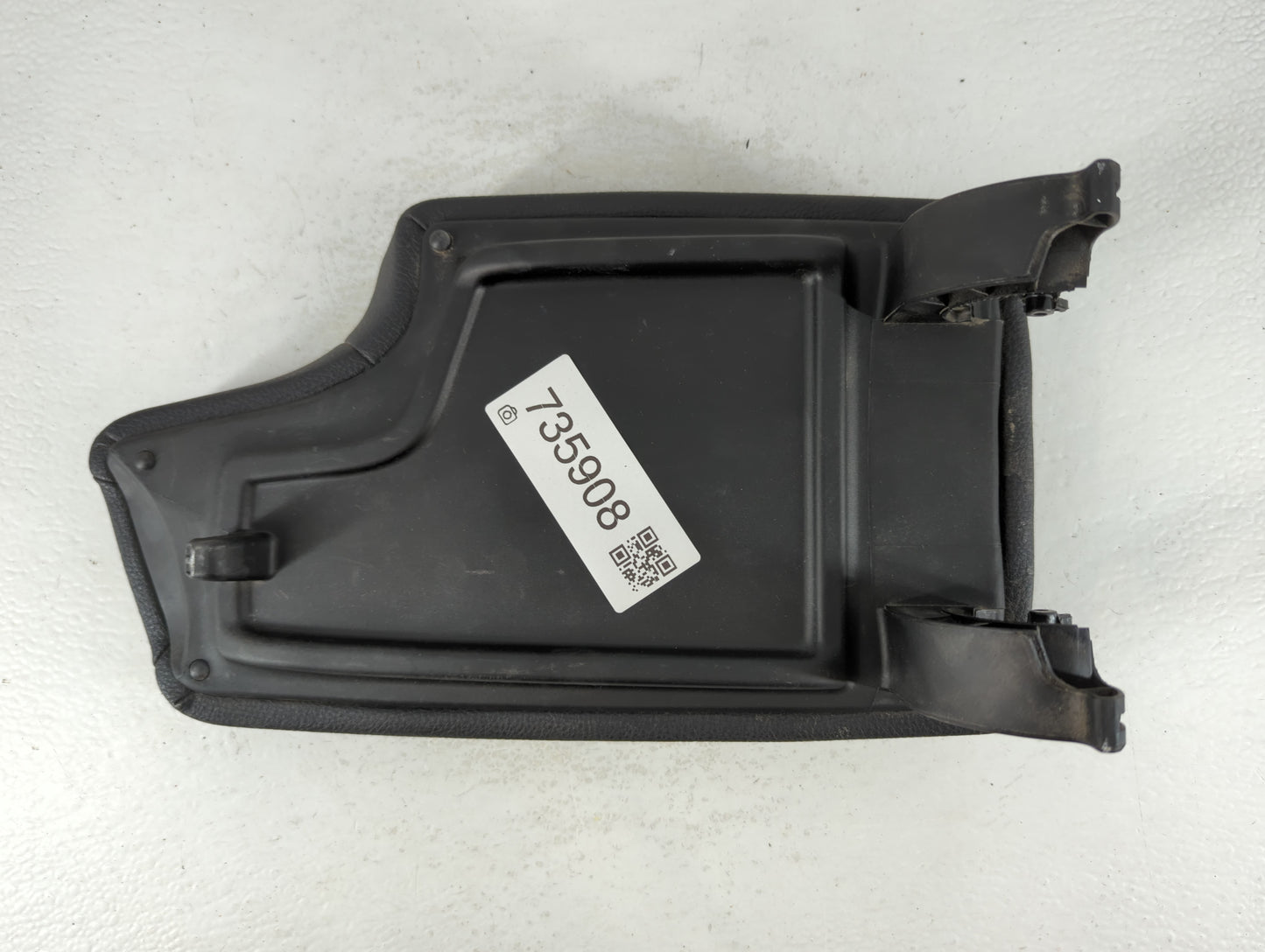 2015 Bmw 320i Center Console Armrest Cover Lid Fits OEM Used Auto Parts - Oemusedautoparts1.com