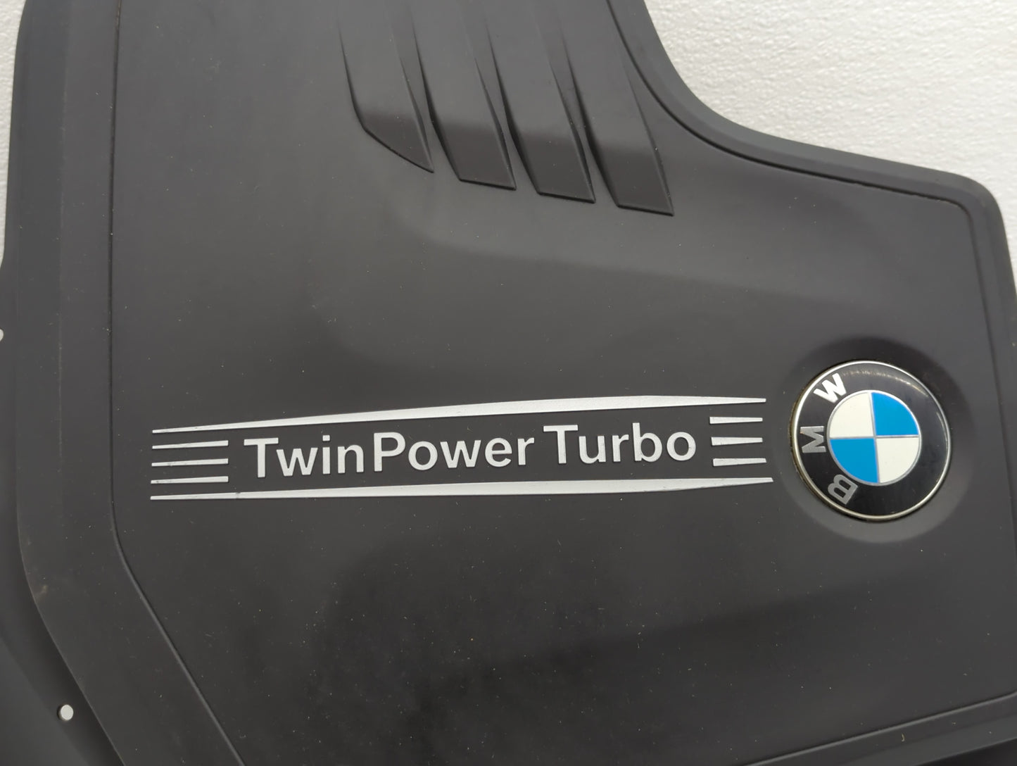 2015 Bmw 320i Engine Cover - Oemusedautoparts1.com