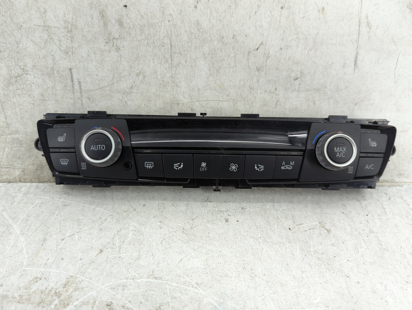 2014-2015 Bmw 328 Climate Control Module Temperature AC/Heater Replacement Fits Fits 2014 2015 OEM Used Auto Parts - Oemused