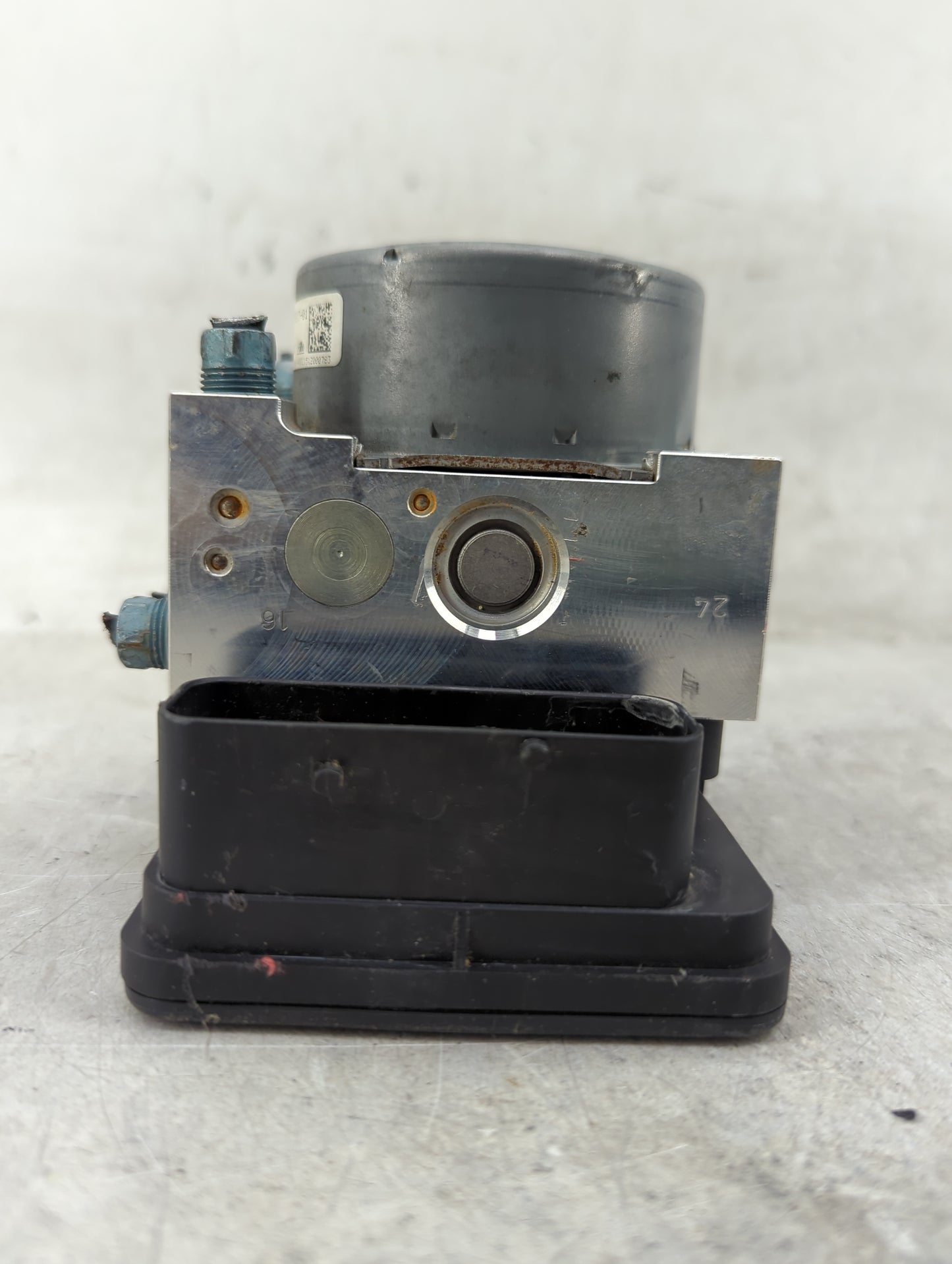 2014-2016 Bmw 328 ABS Pump Control Module Replacement P/N:3451-6875813-01 10.0220-0614.4 Fits OEM Used Auto Parts - Oemuseda