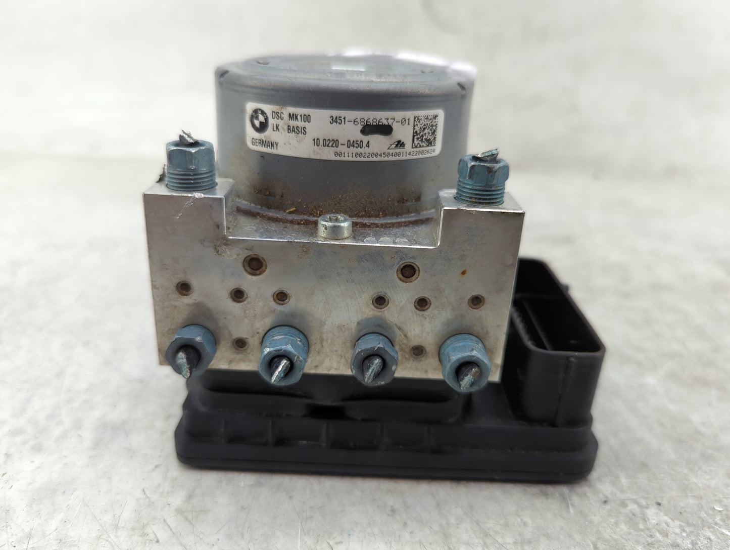 2014-2016 Bmw 328 ABS Pump Control Module Replacement P/N:3451-6868637-01 10.0220-0450.4 Fits OEM Used Auto Parts - Oemuseda