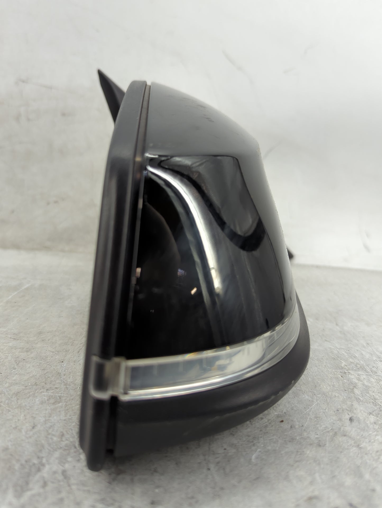 2013-2016 Bmw 328 Passenger Side View Mirror - Right Door Mirror OEM Used - Oemusedautoparts1.com