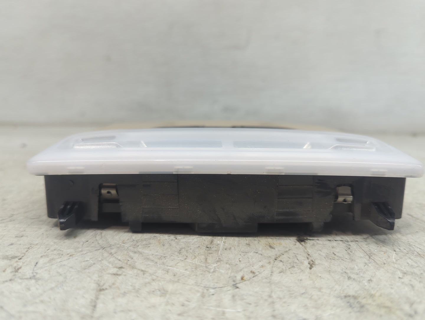 2015 Bmw 328 Overhead Roof Console Beige - Oemusedautoparts1.com