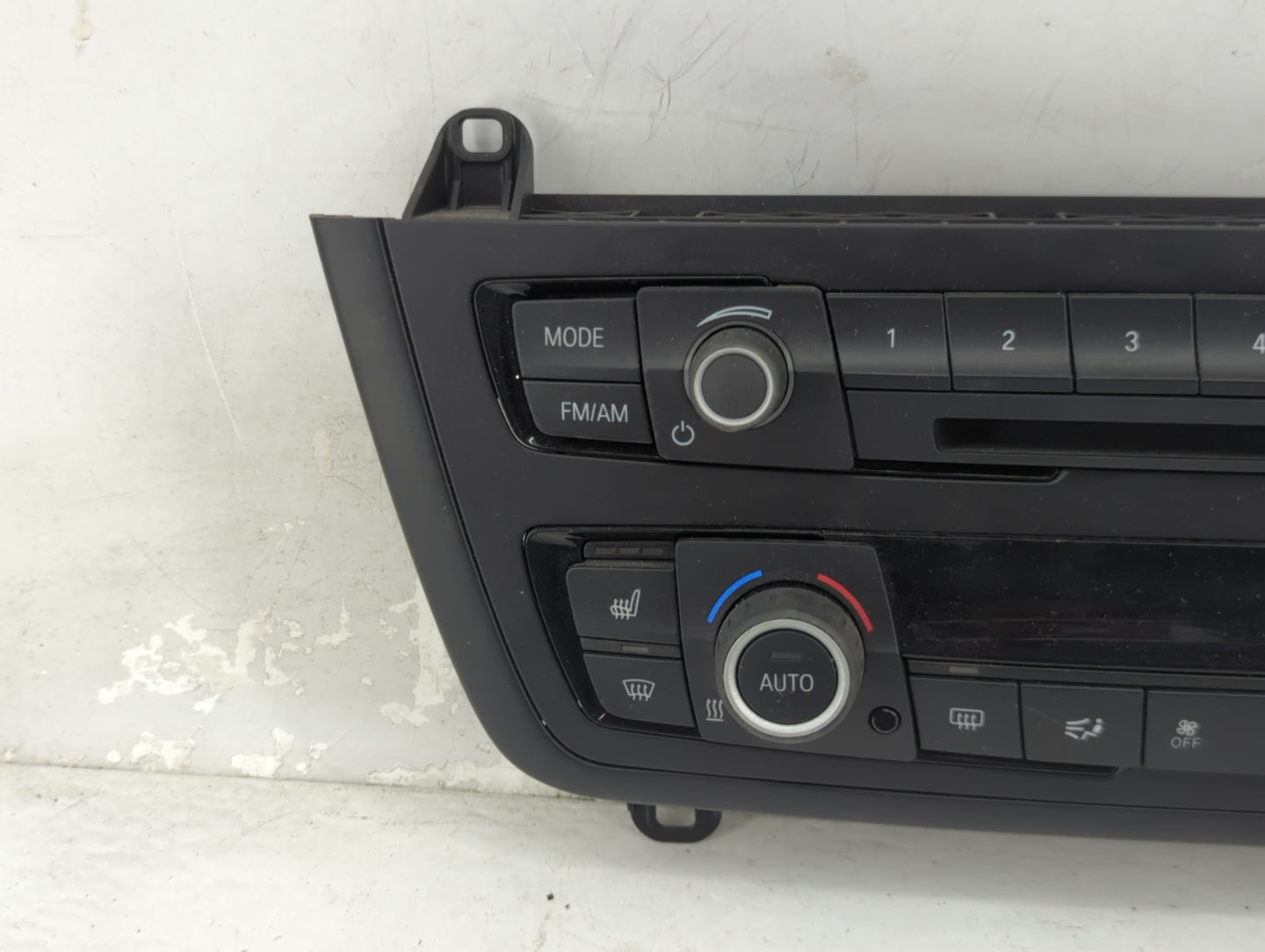 2014-2015 Bmw 328i Climate Control Module Temperature AC/Heater Replacement P/N:9348828-01 6131934882801 Fits Fits 2014 2015