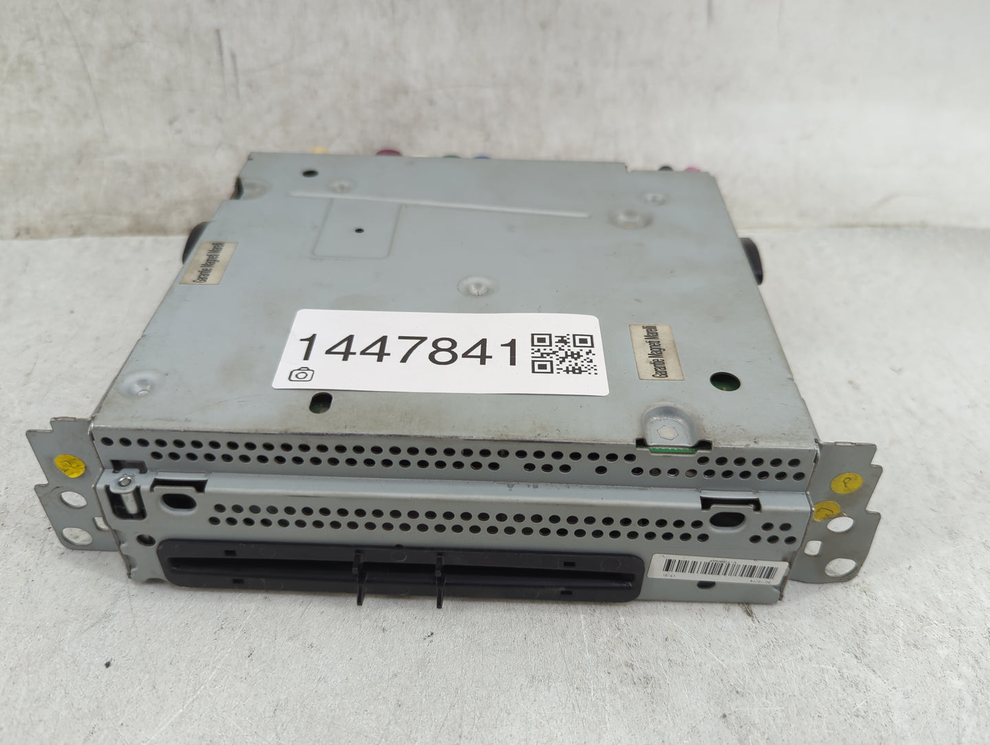 2014-2015 Bmw 328i Radio AM FM Cd Player Receiver Replacement P/N:65129381307 503551171939, 24H0NKWAP Fits Fits 2014 2015 20