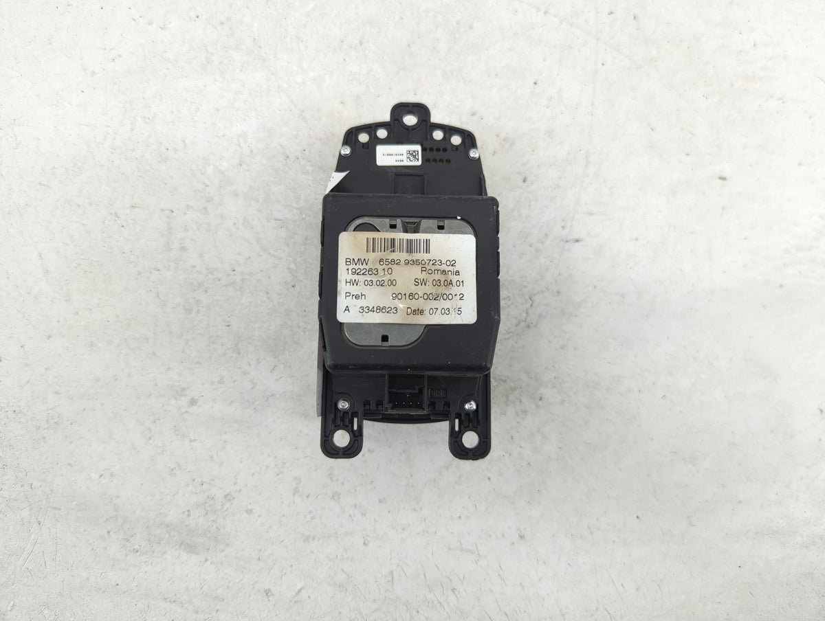 2015 Bmw 328i Radio AM FM Cd Player Receiver Replacement P/N:65829350723-02 90160-002/0012 Fits OEM Used Auto Parts - Oemuse