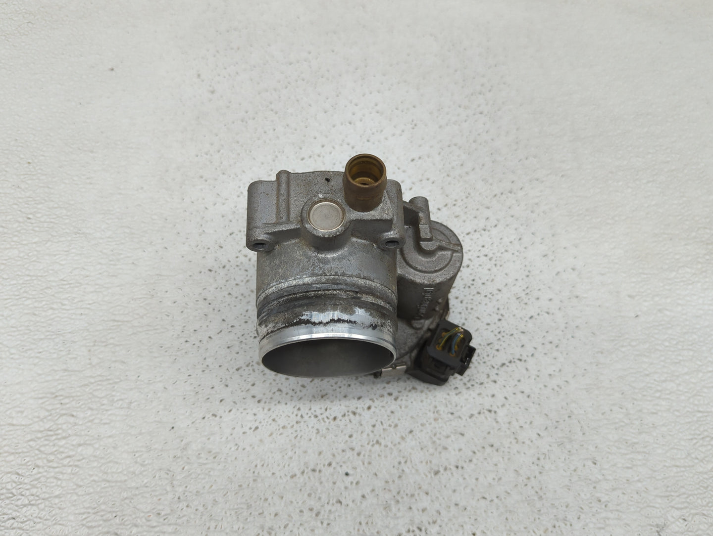 2012-2016 Bmw 328i Throttle Body P/N:7588625-04 A2C83786800 Fits Fits 2012 2013 2014 2015 2016 2017 2018 OEM Used Auto Parts