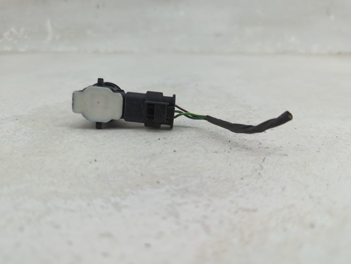 2015 Bmw 328i Front Park Assist Sensor Silver 1456386 - Oemusedautoparts1.com