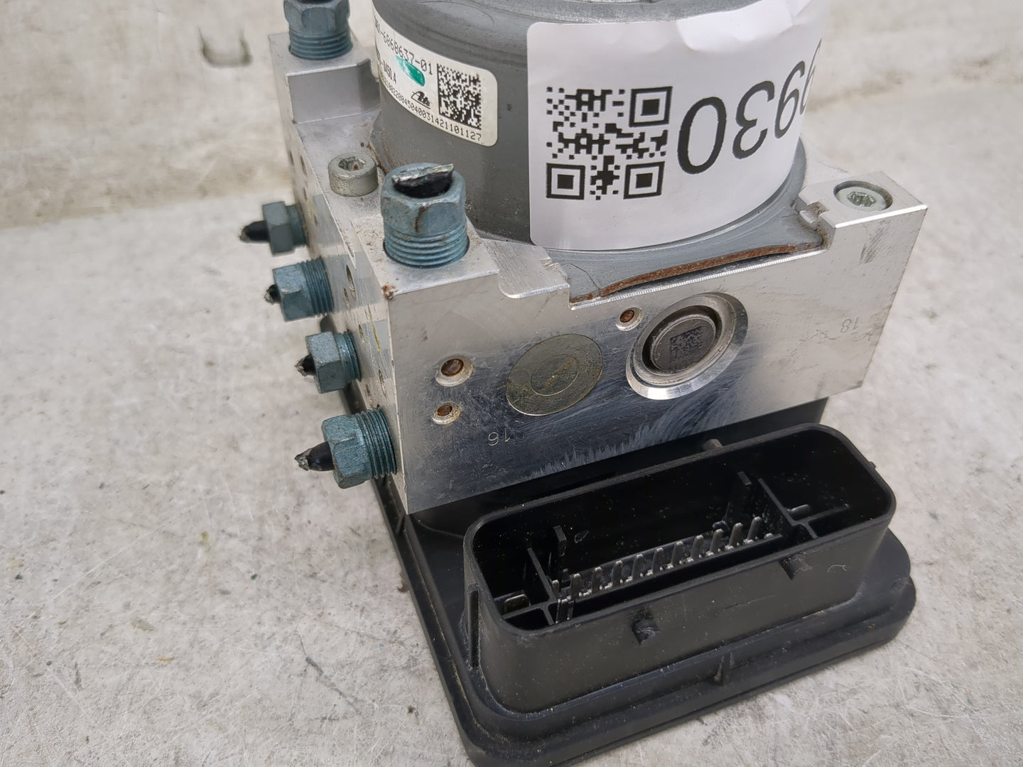2014-2016 Bmw 328i ABS Pump Control Module Replacement P/N:3451-6868637-01 10.0220-0450.4 Fits OEM Used Auto Parts - Oemused