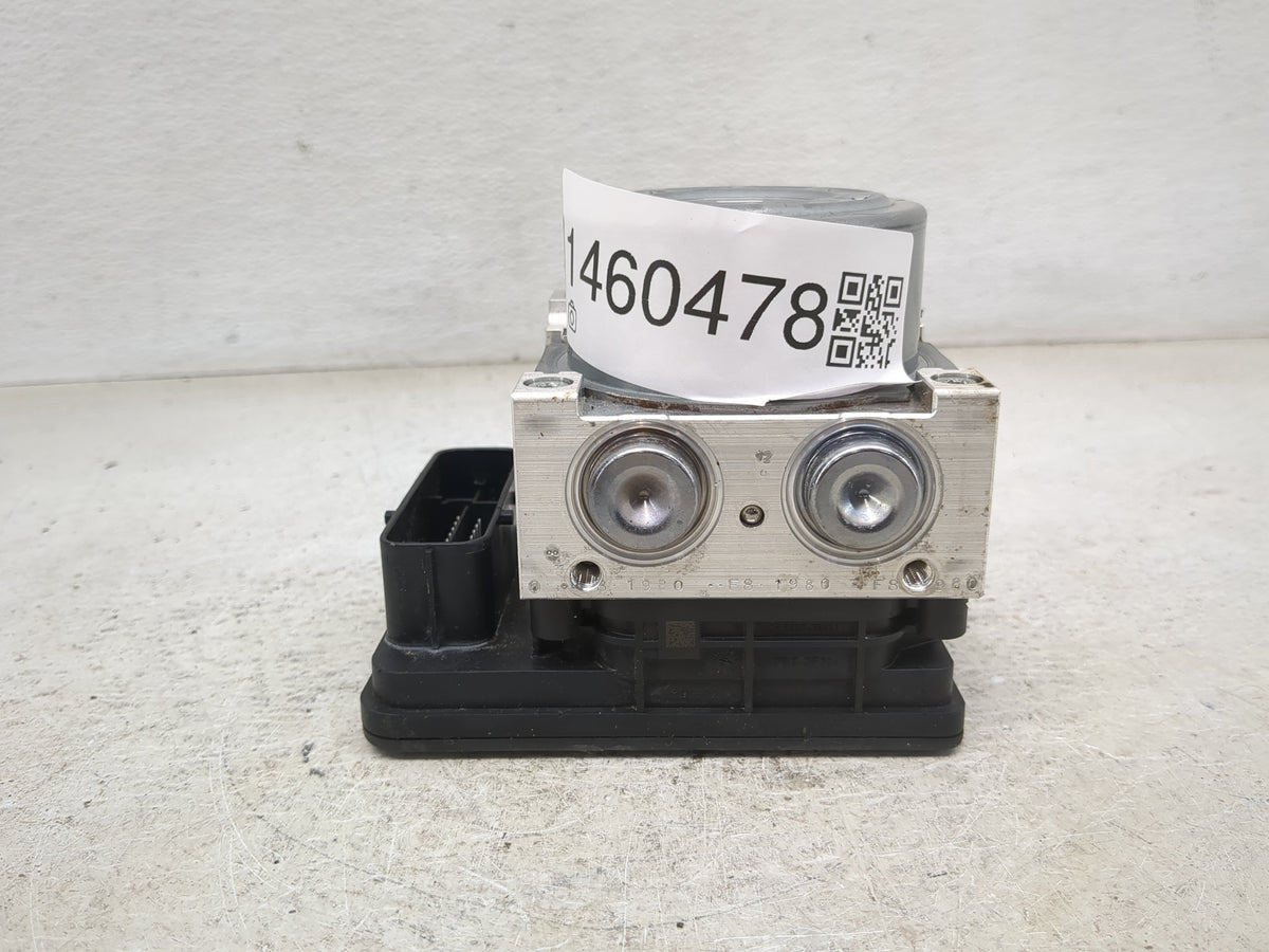 2014-2016 Bmw 328i Anti-Lock Brake ABS Pump Module Actuator OEM P/N:3451-6875813-01 10.0220-0614.4 Fits OEM Used Auto Parts 
