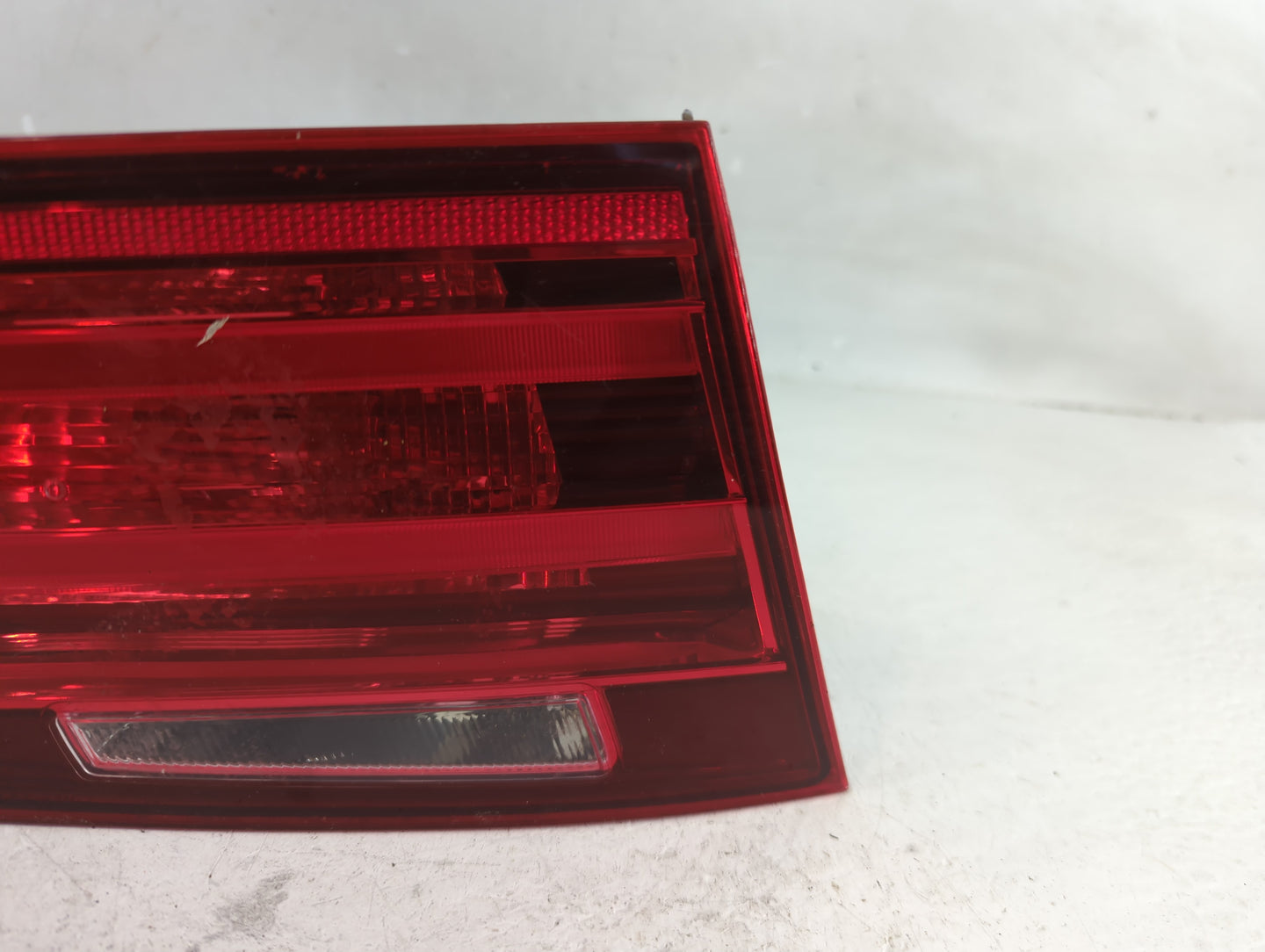 2015 Bmw 328xi Tail Light Assembly Driver Left OEM P/N:H37371111027HRM Fits Fits 2012 2013 2014 OEM Used Auto Parts - Oemuse