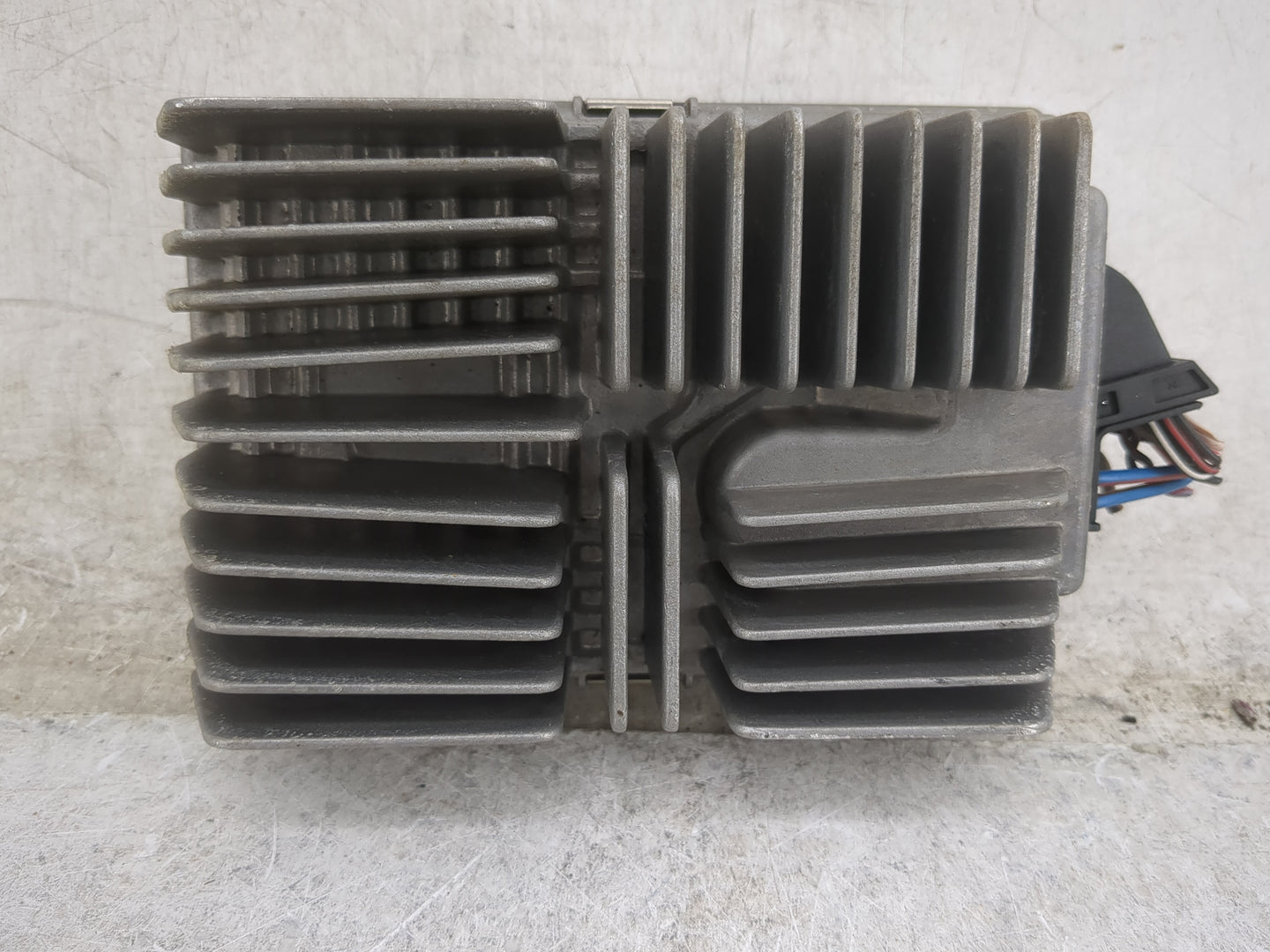 Bmw 328xi Radio Speaker Amplifier 65129334716|7203033101 - Oemusedautoparts1.com