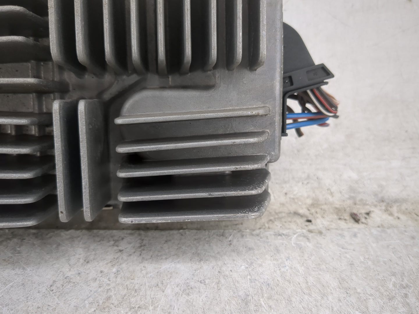 Bmw 328xi Radio Speaker Amplifier 65129334716|7203033101 - Oemusedautoparts1.com