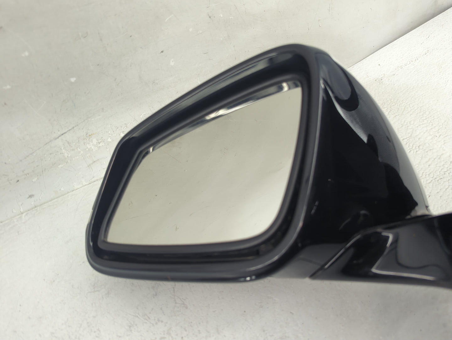 2013-2016 Bmw 328i Driver Side View Mirror - Left Door Mirror OEM Used - Oemusedautoparts1.com