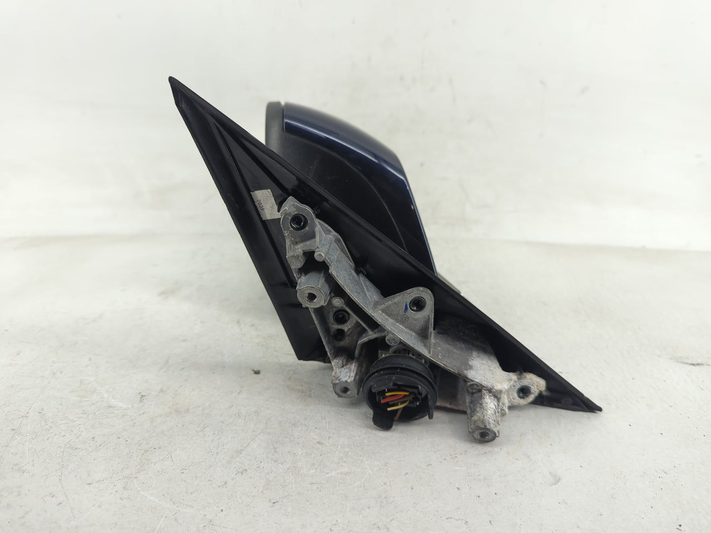 2013-2016 Bmw 328i Driver Side View Mirror - Left Door Mirror OEM Used - Oemusedautoparts1.com