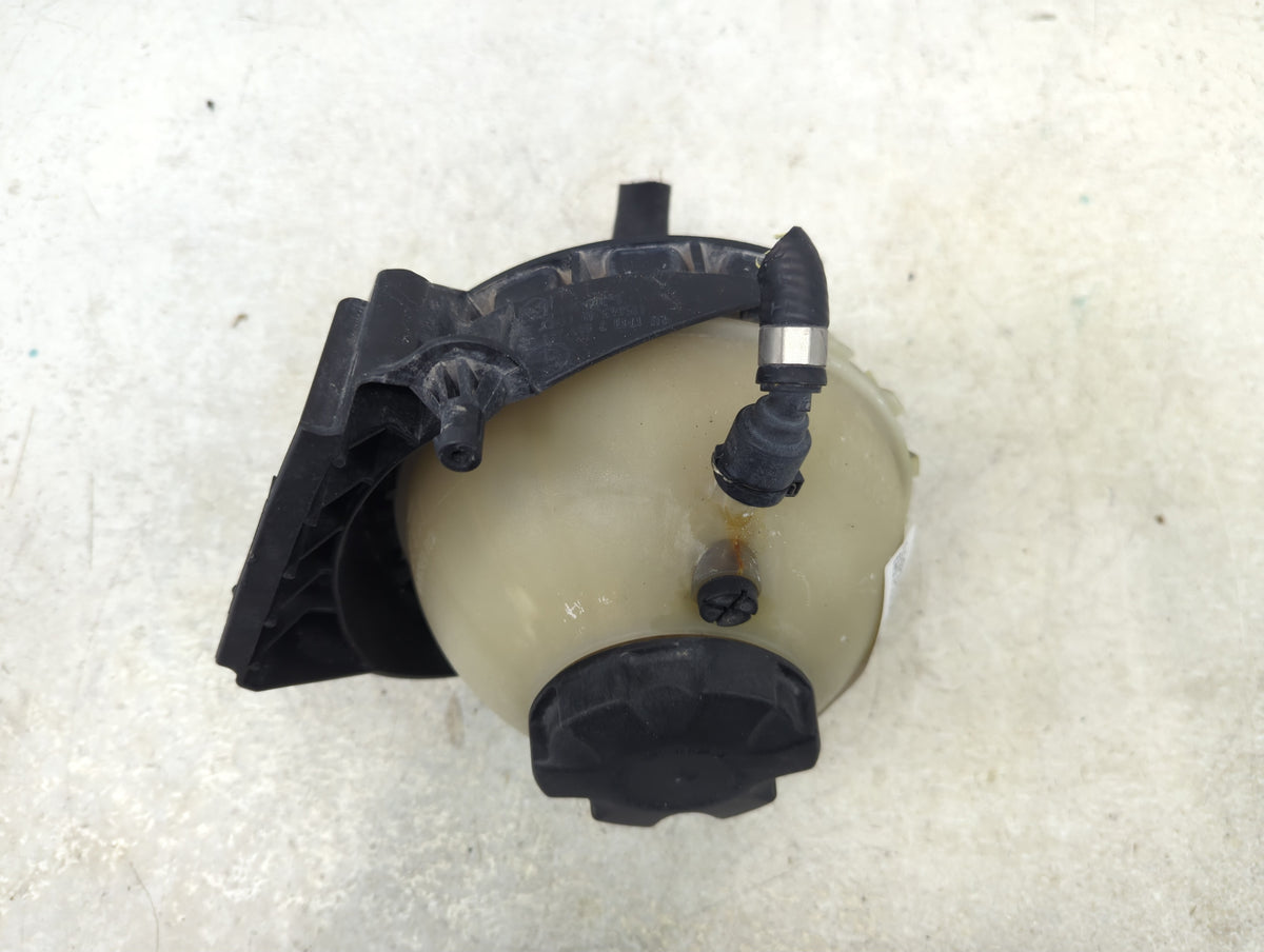 2012-2016 Bmw 328i Radiator Coolant Overflow Expansion Tank Bottle 1390028 - Oemusedautoparts1.com