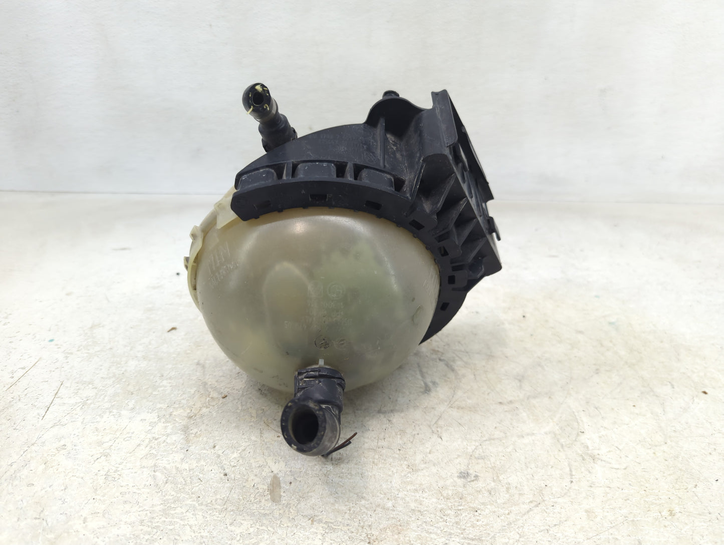 2012-2016 Bmw 328i Radiator Coolant Overflow Expansion Tank Bottle - Oemusedautoparts1.com
