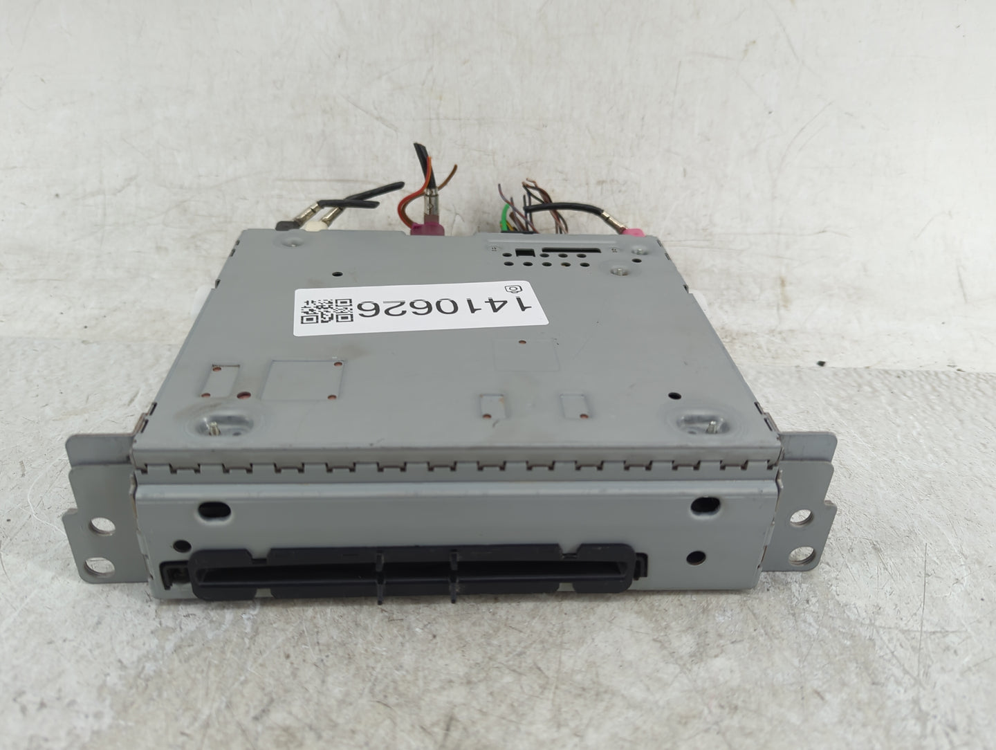 2014-2015 Bmw 328i Radio AM FM Cd Player Receiver Replacement P/N:65129341083 65129341083-01, 132640-10 Fits Fits 2014 2015 