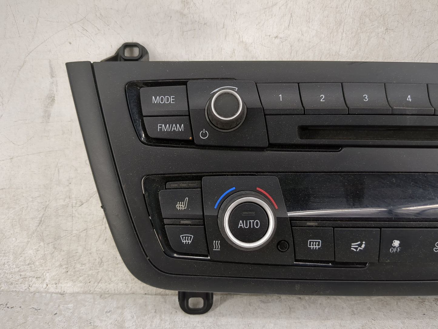 2014-2015 Bmw 328i Climate Control Module Temperature AC/Heater Replacement Fits Fits 2014 2015 OEM Used Auto Parts - Oemuse