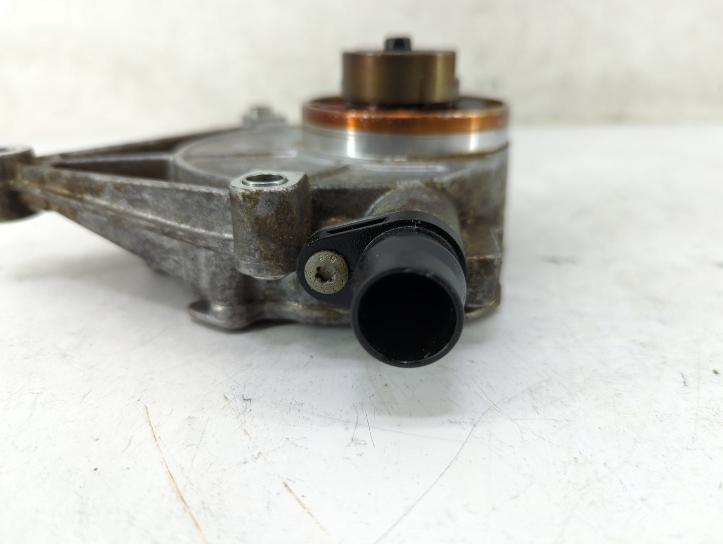 2013-2016 Bmw 328i Central Vaccum Lock Pump 247 002 015|0 710 336 189 D - Oemusedautoparts1.com