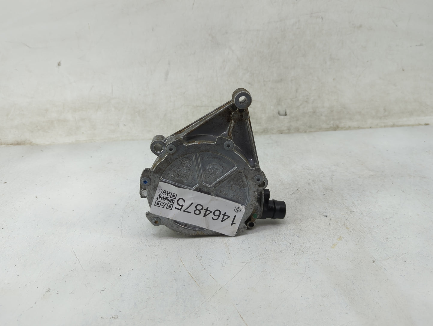 2013-2016 Bmw 328i Central Vaccum Lock Pump 247 002 015|0 710 336 189 D - Oemusedautoparts1.com